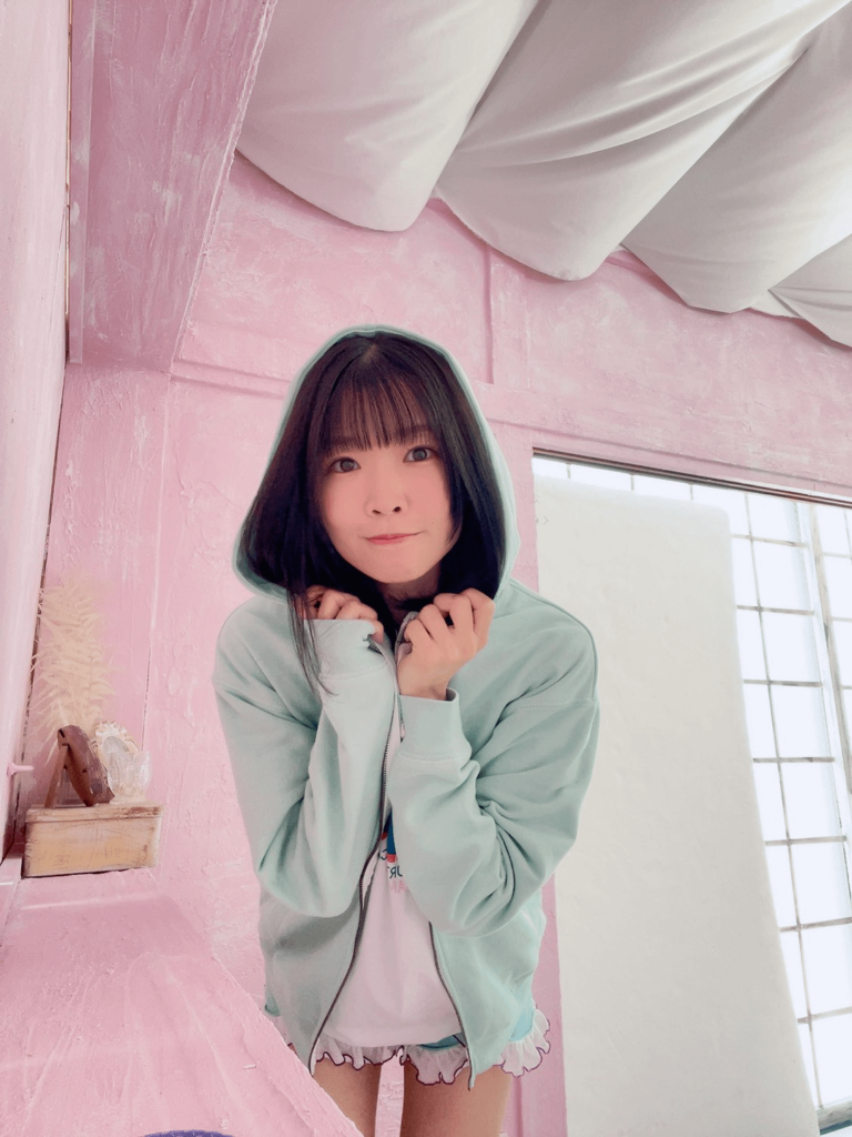 Uchida Shuu from Her Fan Club Merch Shoot