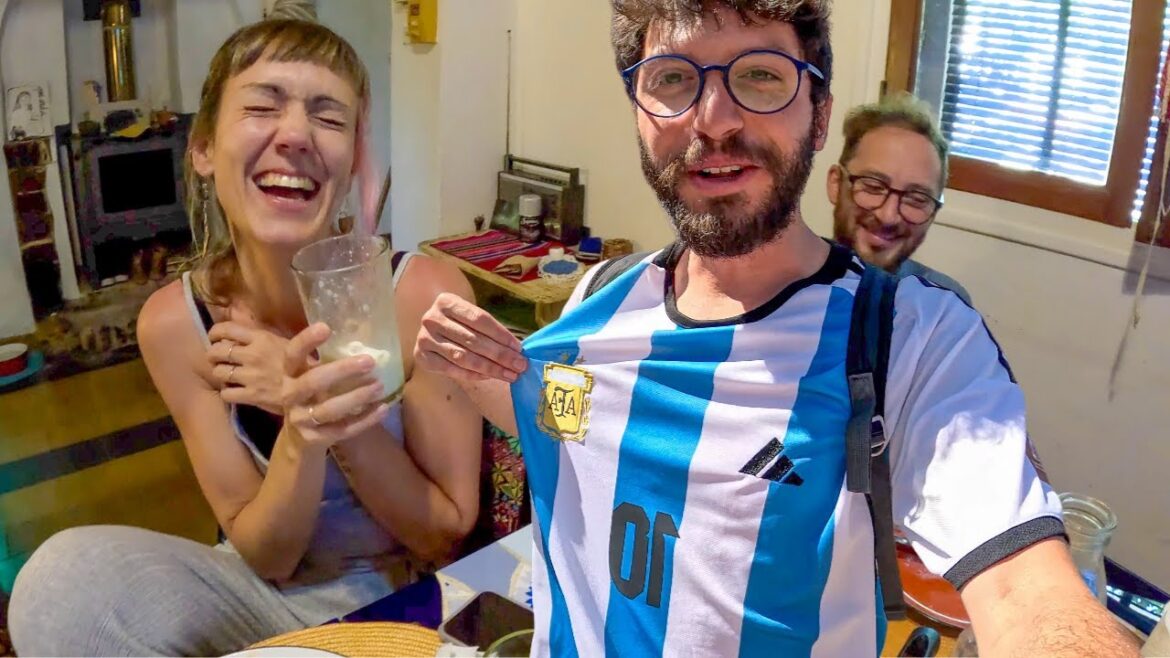 Bakın Arjantinli Arkadaşlarım Ayran İçin Ne Dedi! Arjantin’in Geleneksel Yemeklerini Deniyoruz #294 Bakın Arjantinli Arkadaşlarım Ayran İçin Ne Dedi! Arjantin'in Geleneksel Yemeklerini Deniyoruz #294