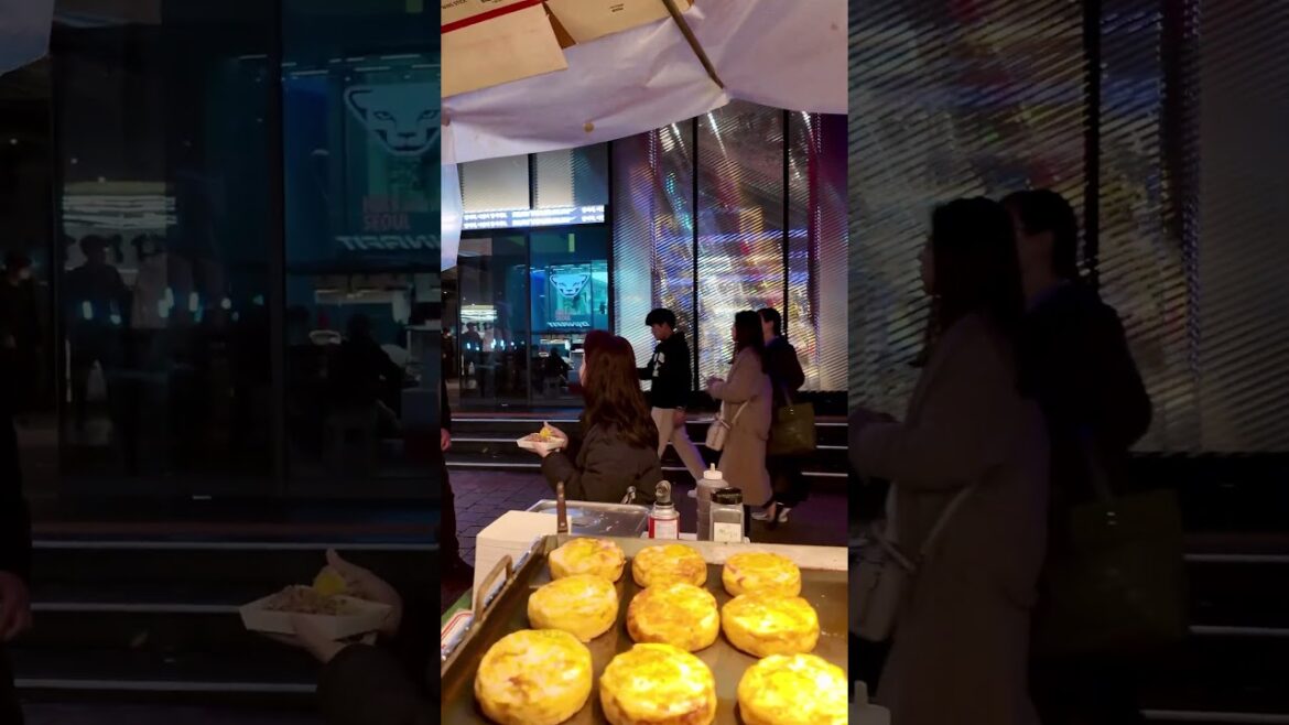 これが明洞 屋台飯 ？ #Shorts