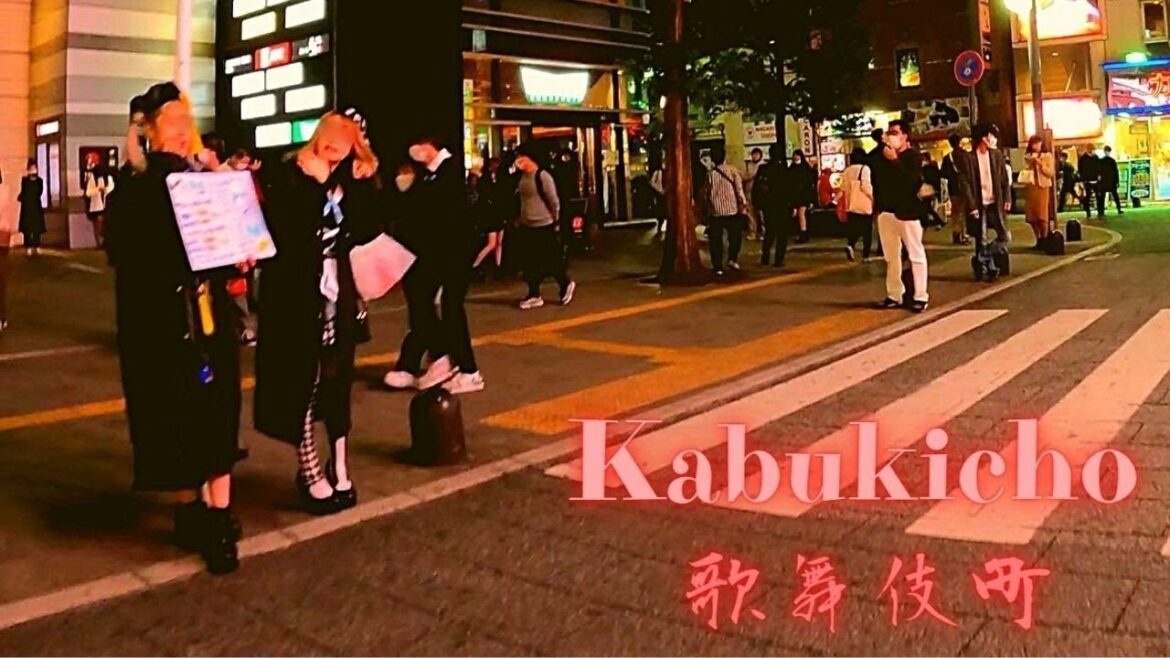 Let's enjoy Halloween. Kabukichou Shinjuku Tokyo walking tour. 【4K】