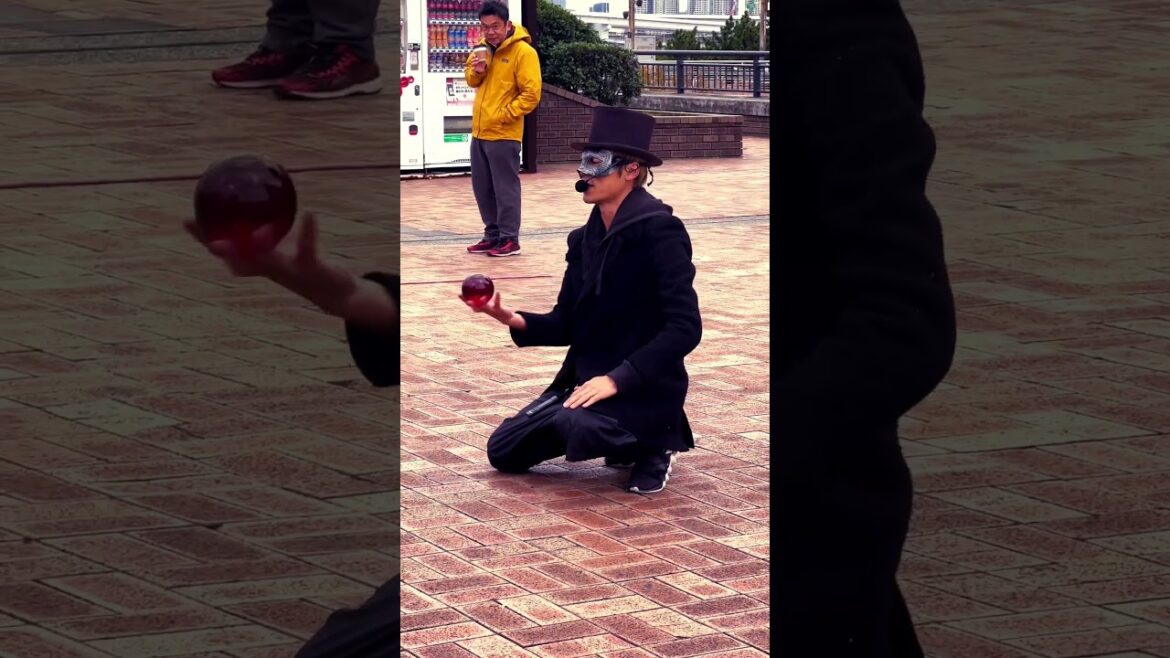 No gravity for a magician! #travel #traveltoasia #japan #tokyo #japantravel #magic #magician