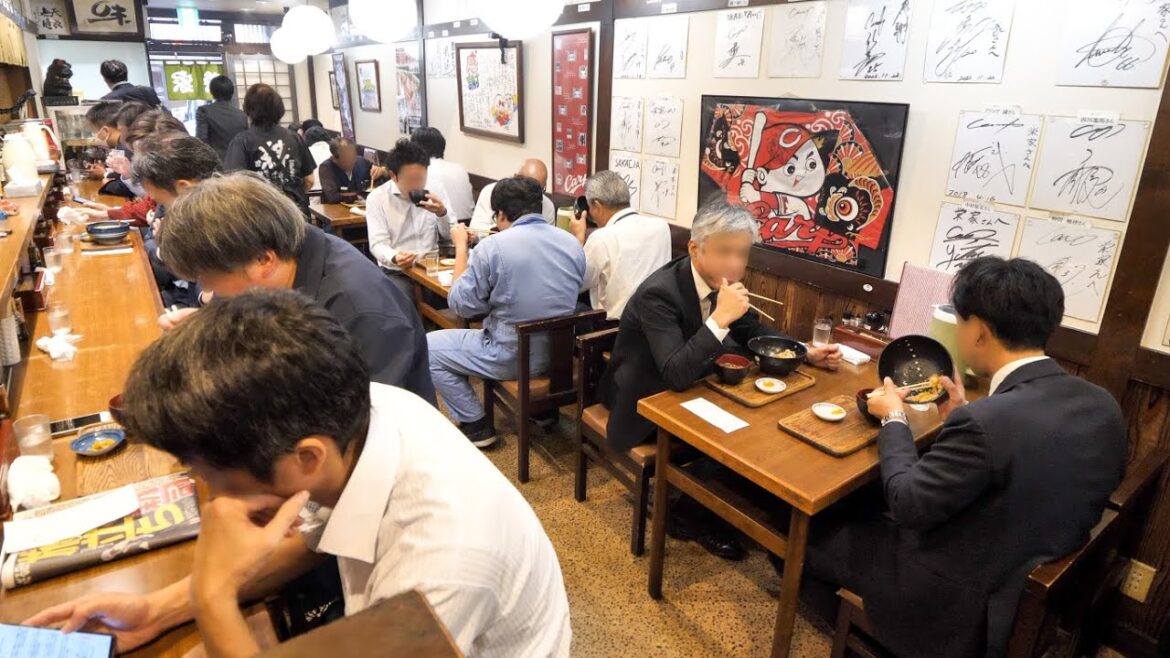 ４０代サラリーマン働く男達を支える怪物かつ丼食堂がハンパない