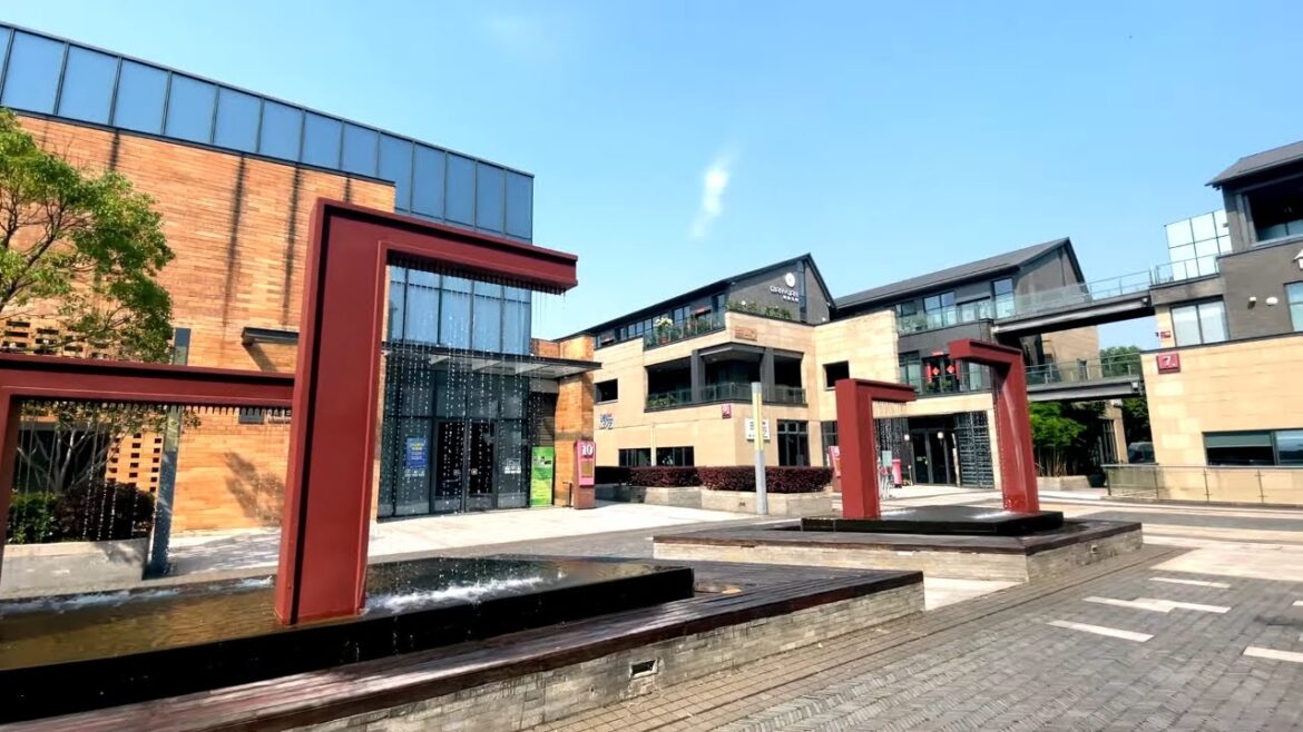 [4K] China Suzhou walking tour Ligongdi in the industrial park under sunny weather (60Fps)