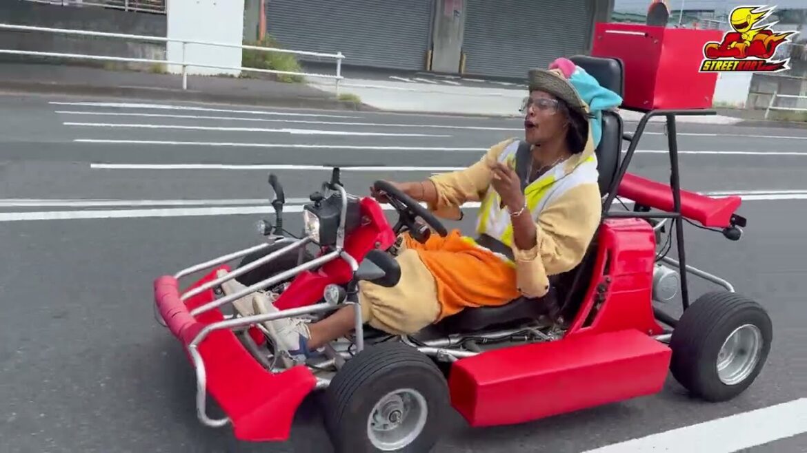 OnePeace(Netflix) Actors  - Taz & Emily & Jacob - Street Kart Tour in Japan