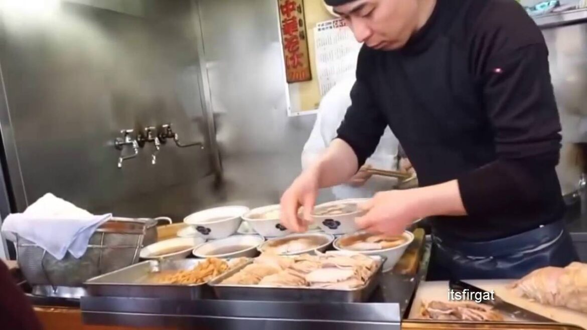 JAPAN STREET FOOD INOUE | Amazing Fast Workers