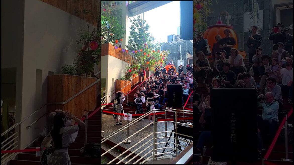 Japanese Idols dancing in American Village 🎵 OSAKA