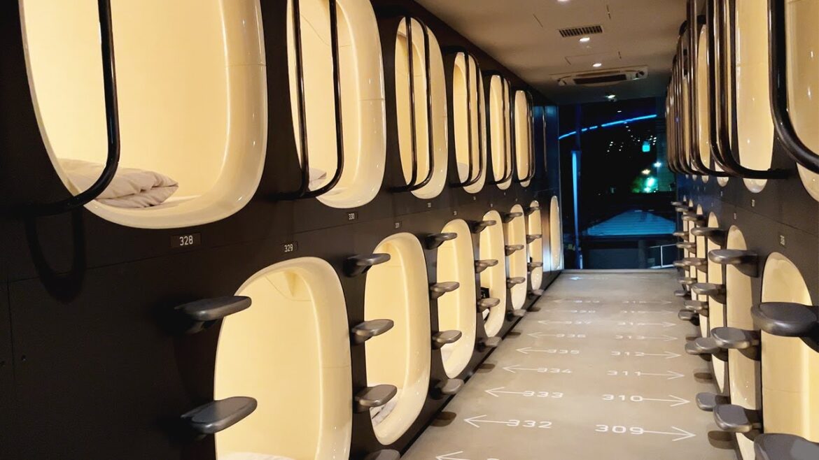 Japan's Cheap Capsule Hotel & Asakusa trip｜Nine Hours Tokyo