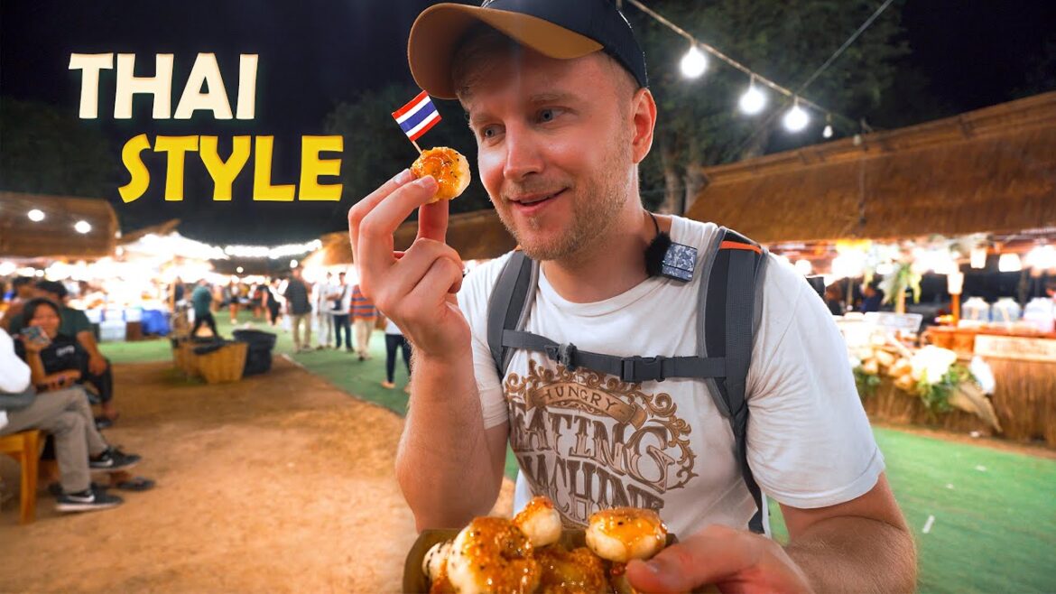 Back in Sukhothai! / Traditional Thai Street Food Tour / Loy Krathong in Thailand