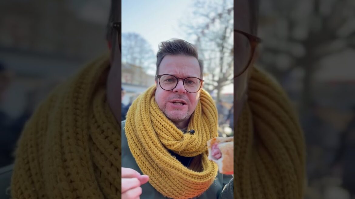 Romanian Sausage at Antwerp Christmas Market // Christmas Markets Europe 2023 Romanian Sausage at Antwerp Christmas Market // Christmas Markets Europe 2023