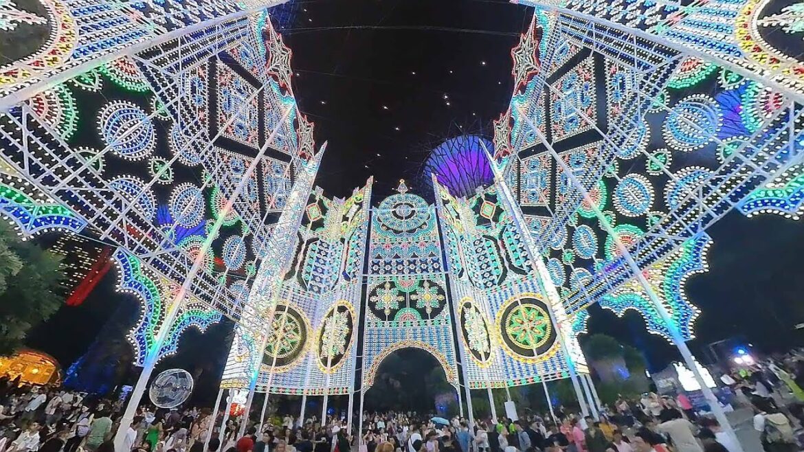 Christmas Wonderland 2023 at Gardens by the Bay