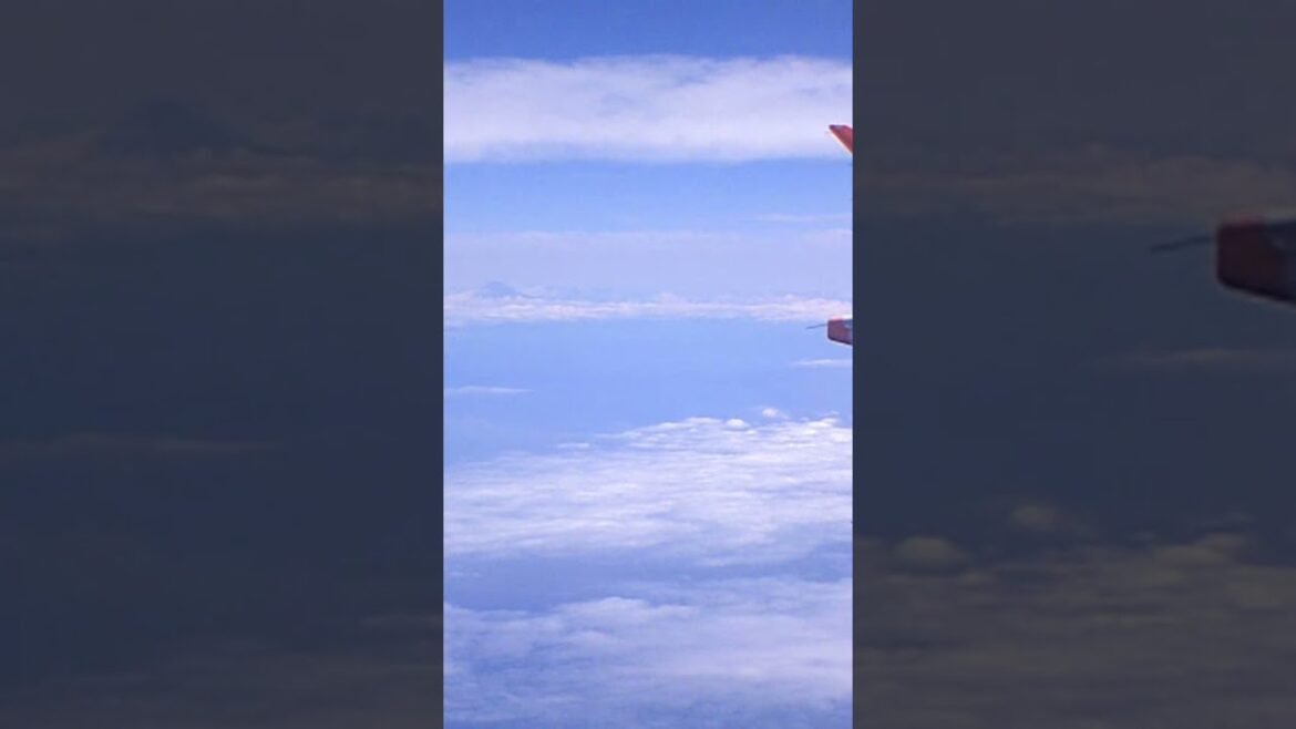 Mount Fuji, Japan #Shorts #Japan #Tokyo #mountfuji #Travel #travelshorts