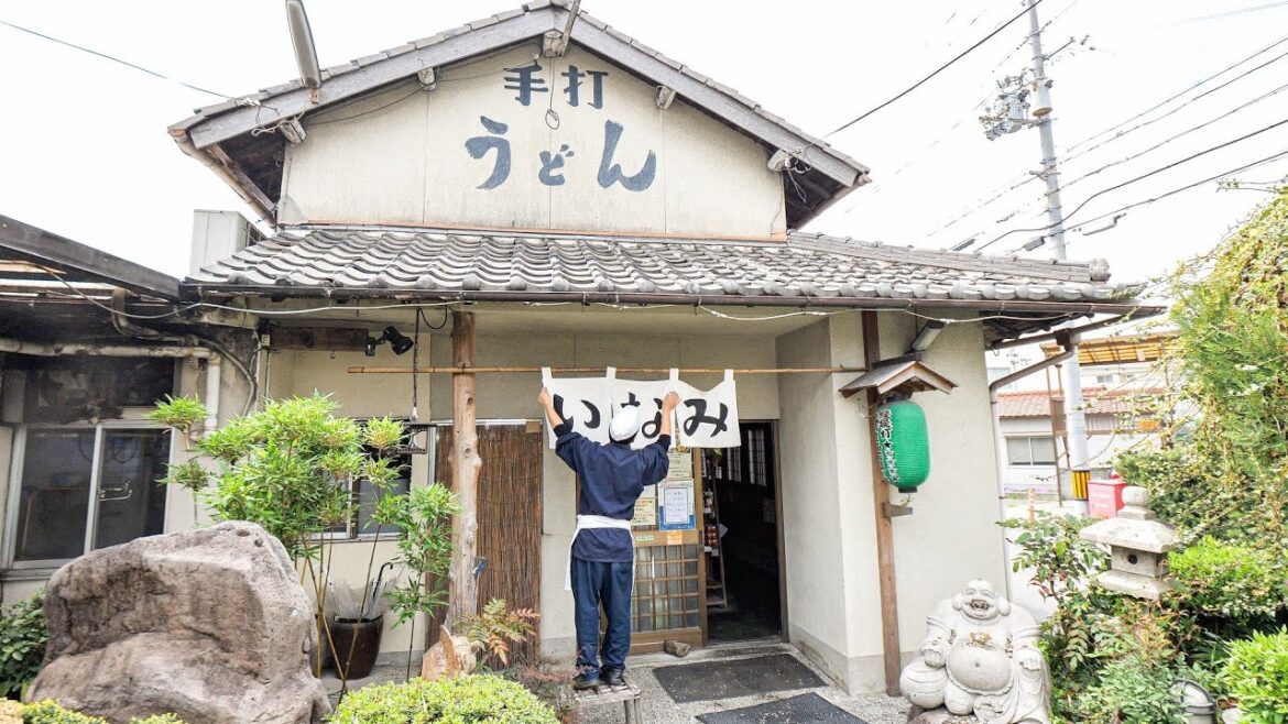 老舗うどん屋の職人達による神がかり的な熟練スキル丨Tempura and Udon Restaurant : Amazing Japanese Foods