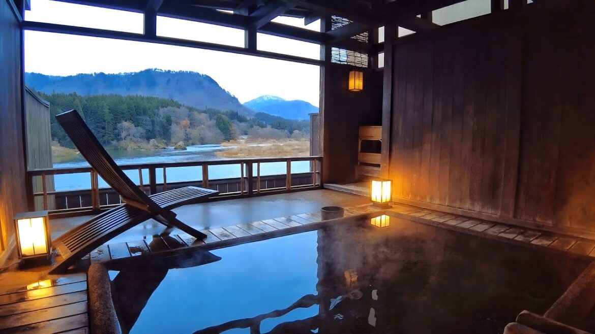 Staying at Japan‘s Onsen Ryokan with an Open-air Bath with a Spectacular View | Fukusen Niigata