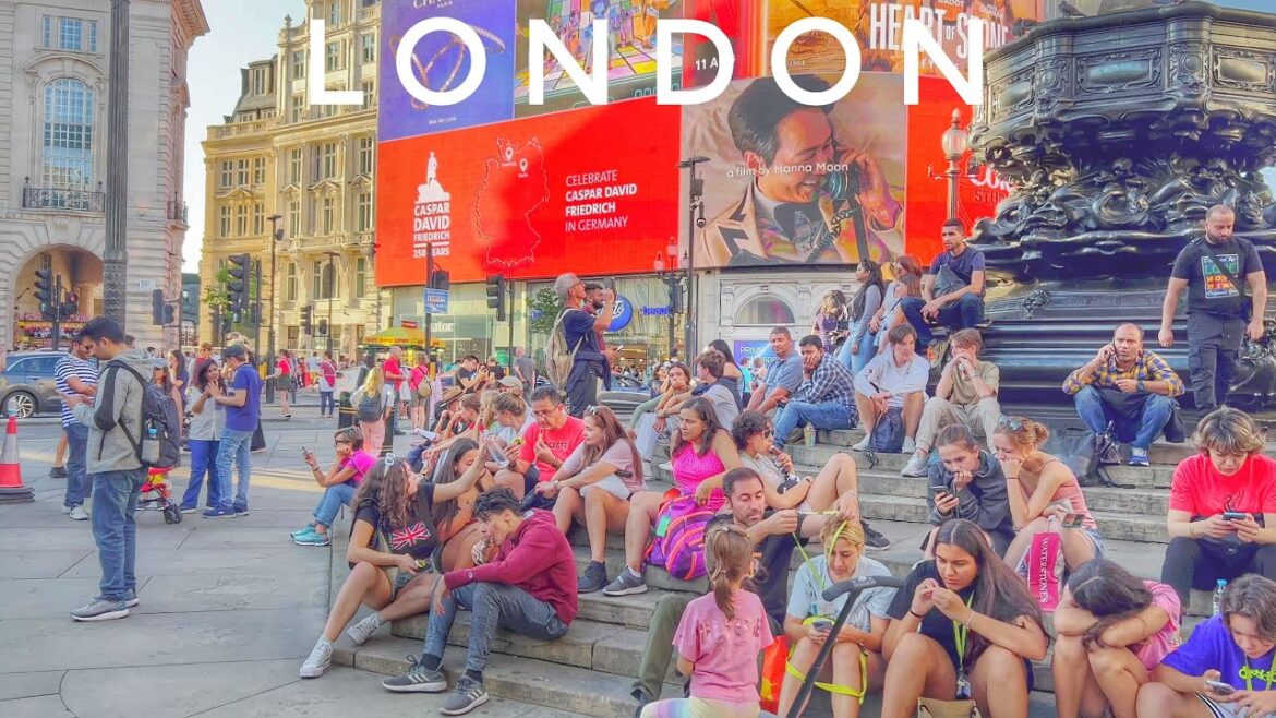 This is London, the Capital of the World! London City Walking Tour, London West End【4K HDR】 This is London, the Capital of the World! London City Walking Tour, London West End【4K HDR】