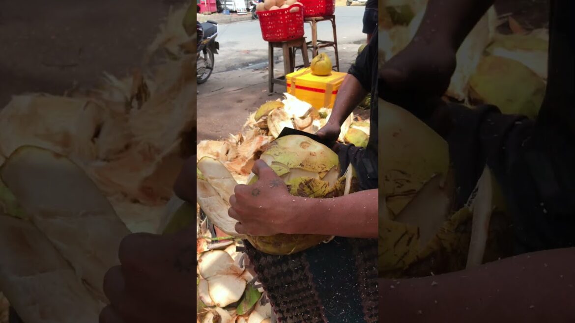 Red Coconut cutting skill #shorts #streetfood #coconut #viral #asmr