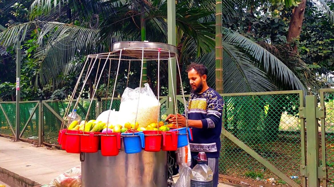 Khai Khai Jhal Muri By Bacchu Mama | The Most Unique Jhal Muri In Dhaka | Bangladeshi Street Food