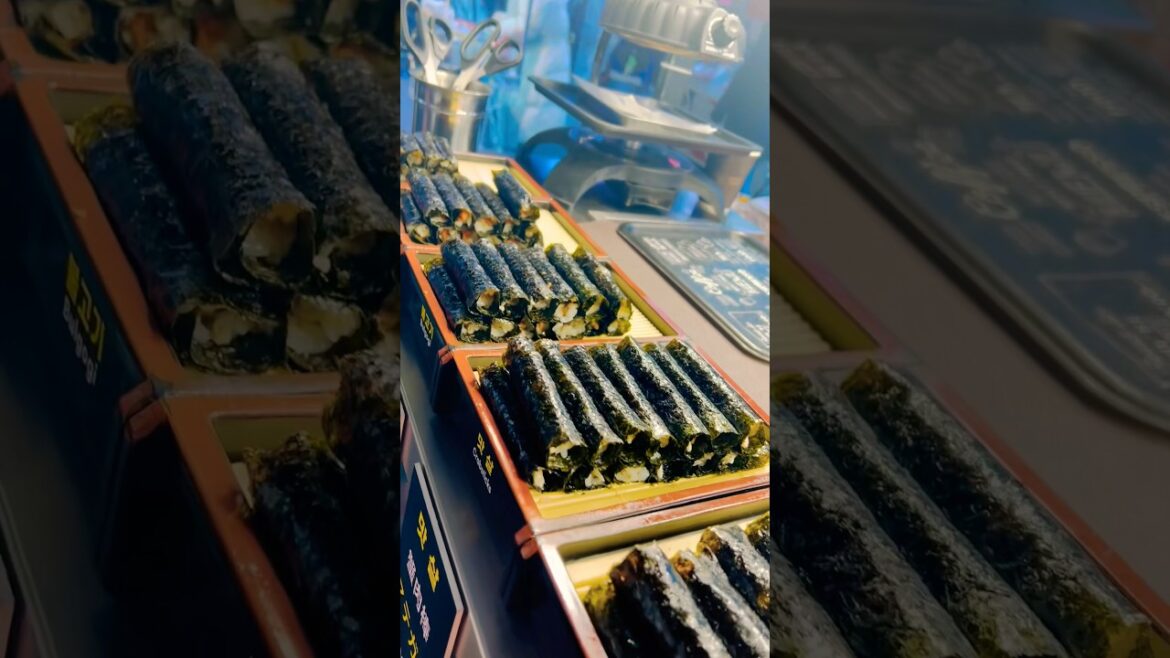 꼬마 김밥 - Korean street  Gimbap  | #shorts#viral