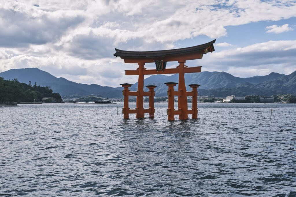 Miyajima is incredible..[OC]