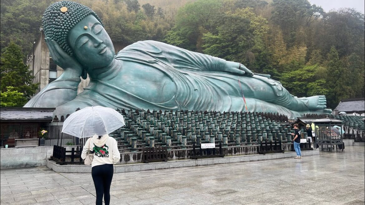 Japan Vlog Part 2 – Hiroshima | Nara | Osaka Japan Vlog Part 2 - Hiroshima | Nara | Osaka