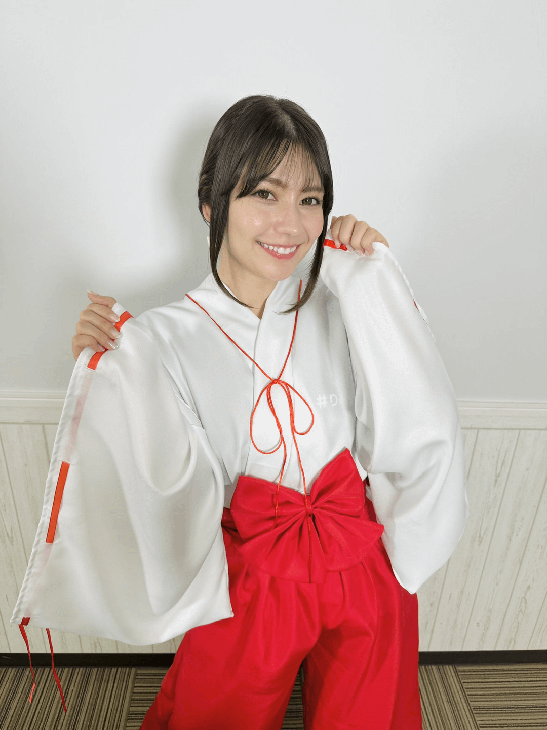 Miko Lynn - Alo Japan