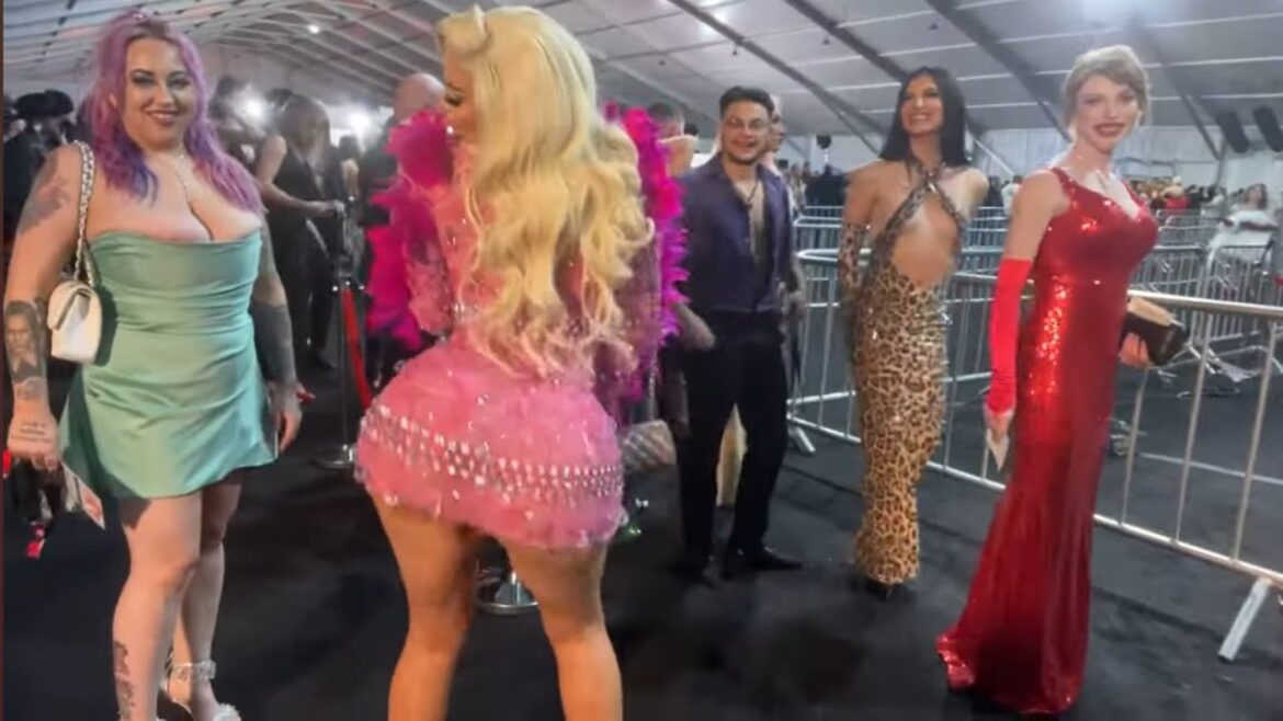 LIVE AVN AWARDS 2024 RED CARPET Resorts World Casino Las Vegas Strip #TKOB #thekingofbakersfield LIVE AVN AWARDS 2024 RED CARPET Resorts World Casino Las Vegas Strip #TKOB #thekingofbakersfield