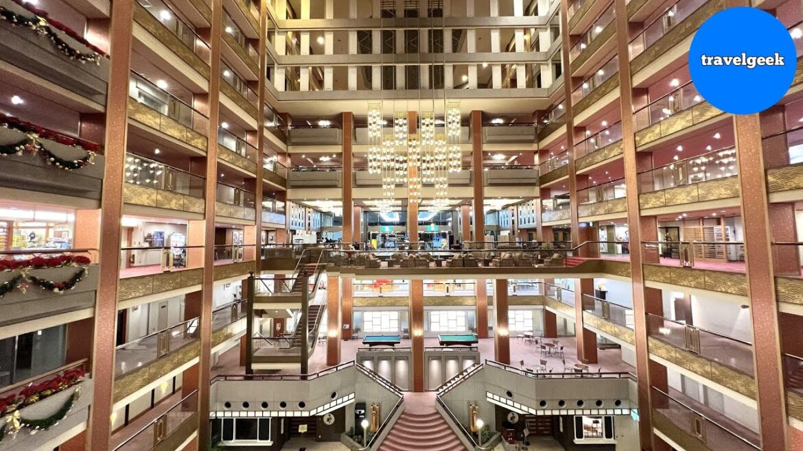 Staying in Japan’s $323 Luxurious Hotel like Spirited Away | Asaya Hotel Staying in Japan's $323 Luxurious Hotel like Spirited Away | Asaya Hotel