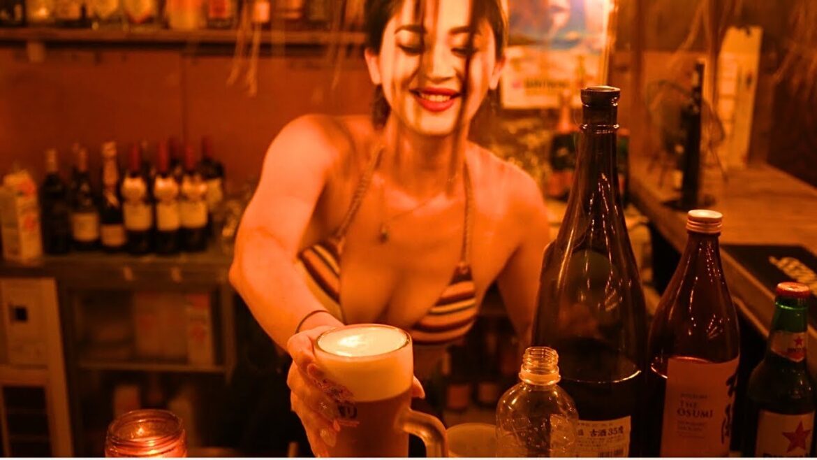 Tokyo's Hidden Bar-Hopping zone  Even Attracts Hollywood Celebrities