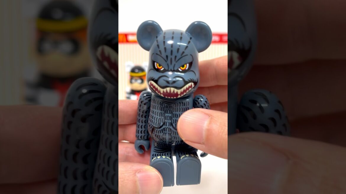 Mcdonald's vs Godzilla BE@RBRICK Godzilla Figure #shorts