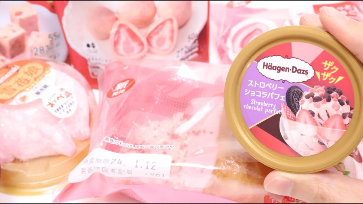 Strawberry Sweets Fair Convenience Store Sweets Familymart Strawberry Sweets Fair Convenience Store Sweets Familymart