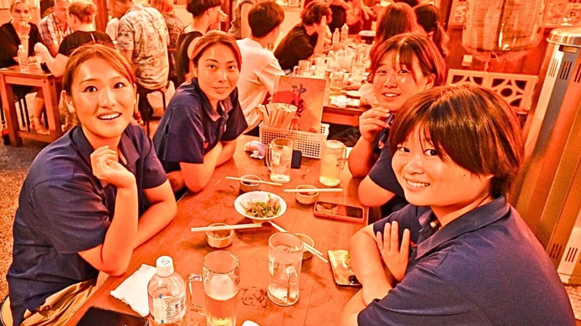 Tokyo’s youth Drinking zone + a Random chat Tokyo's youth Drinking zone + a Random chat