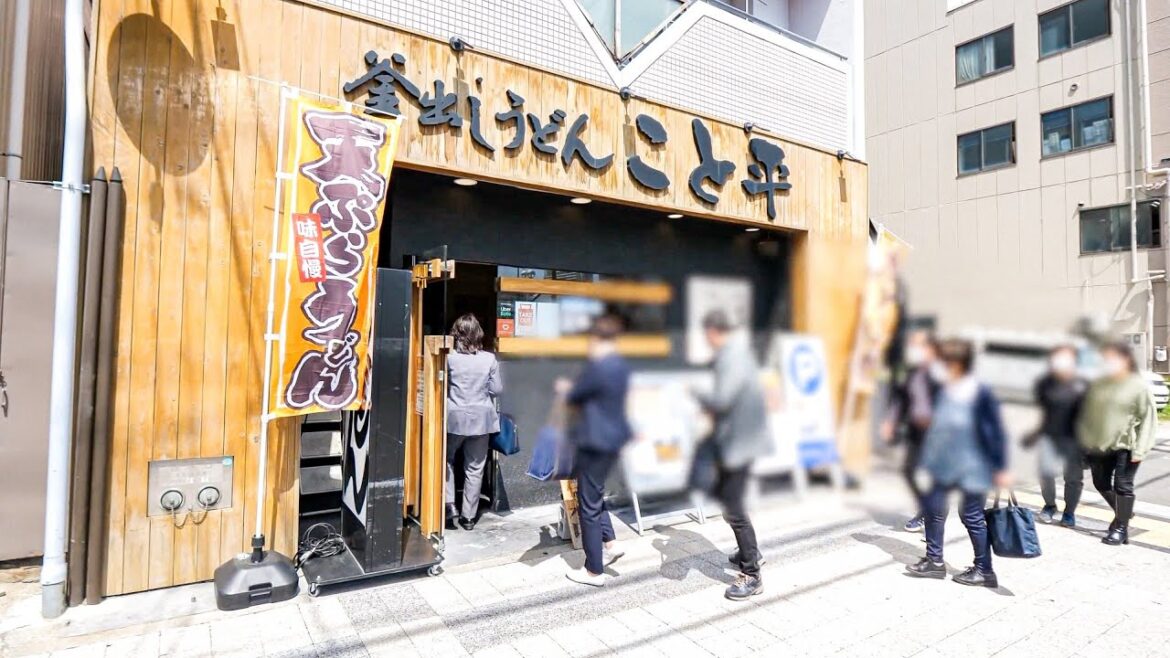 サラリーマン働く男たちが殺到！行列うどん屋の職人達の流れるような手さばき丨Japanese Noodles Restaurant