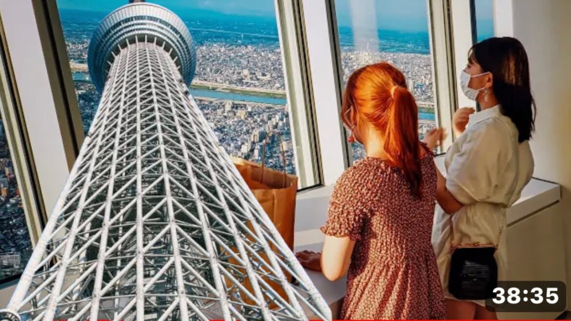 What is inside Tokyos tallest structure ?