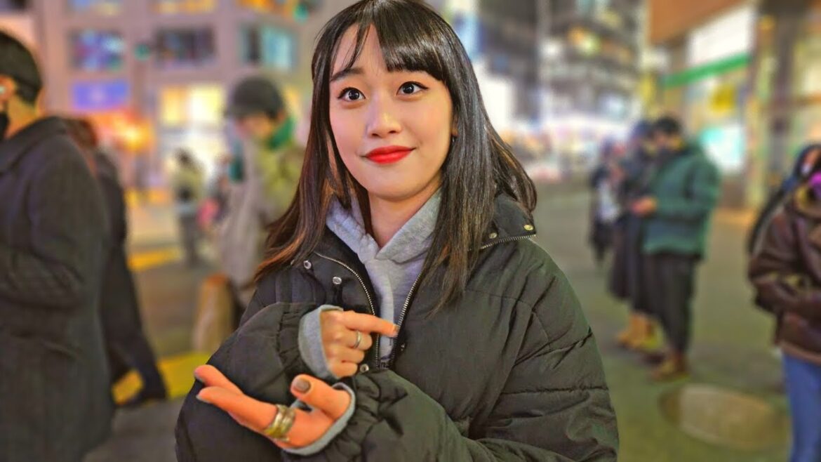 She’ll definitely make you fall in love In heart of Tokyo She'll definitely make you fall in love In heart of Tokyo