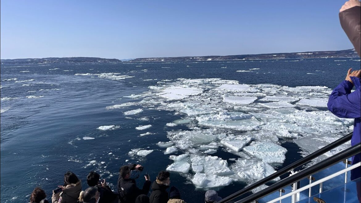 踏上北半球最南的網走破冰船-極光號 ￼Get on the Southeast icebreaker boat in Northern Hemisphere-Aurora in Abashiri