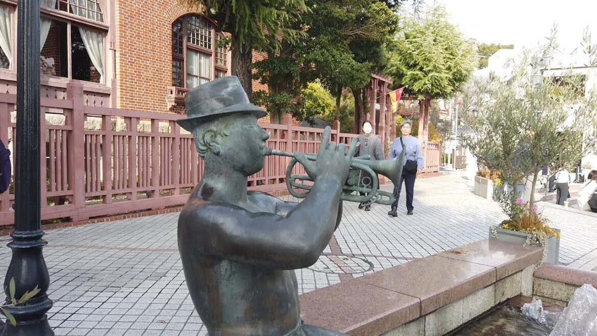 Kobe’de Turlamaca (Walking Tour in Kobe – 神戸市) Kobe'de Turlamaca (Walking Tour in Kobe - 神戸市)