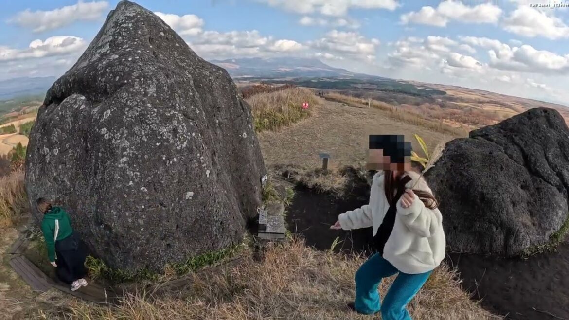 Mysterious Oshidoishi Hill | Jomon era stones | Aso, Kumamoto | Nov 2023