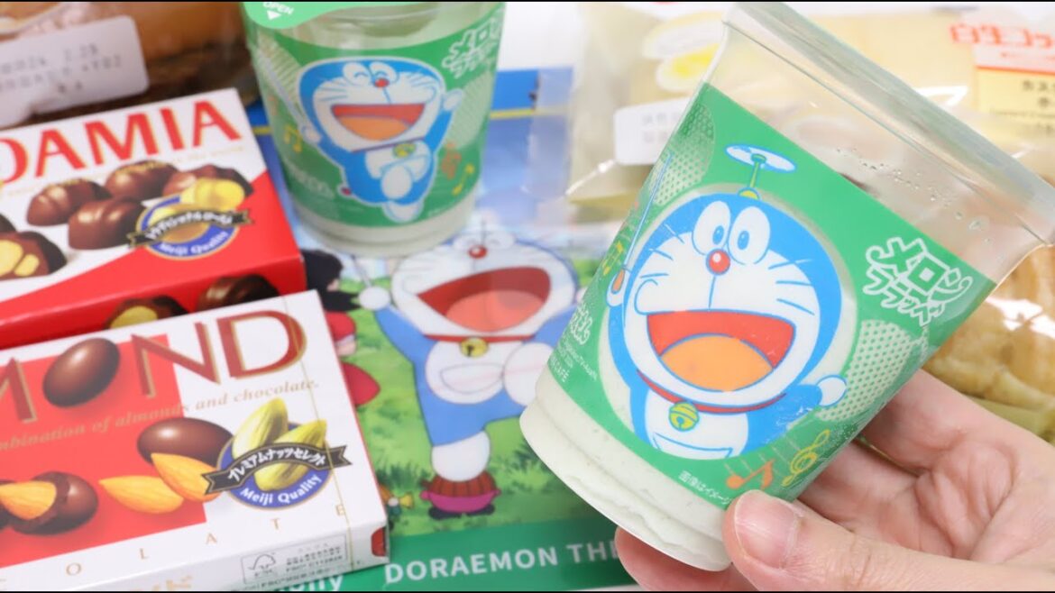 Doraemon Collaborate with Familymart Convenience Store Foods and Sweets