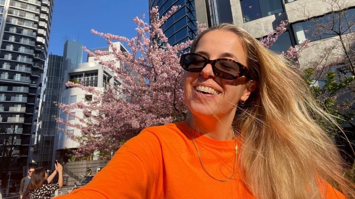 Explore Tokyo Comfortably: Wander with TOKYO FREE Wi-Fi!