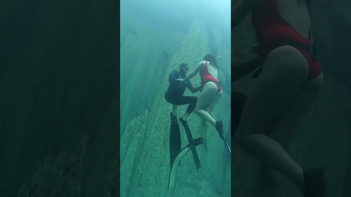 Guy gets left behind!! Girl swims to surface alone! #shorts #freediving #travel