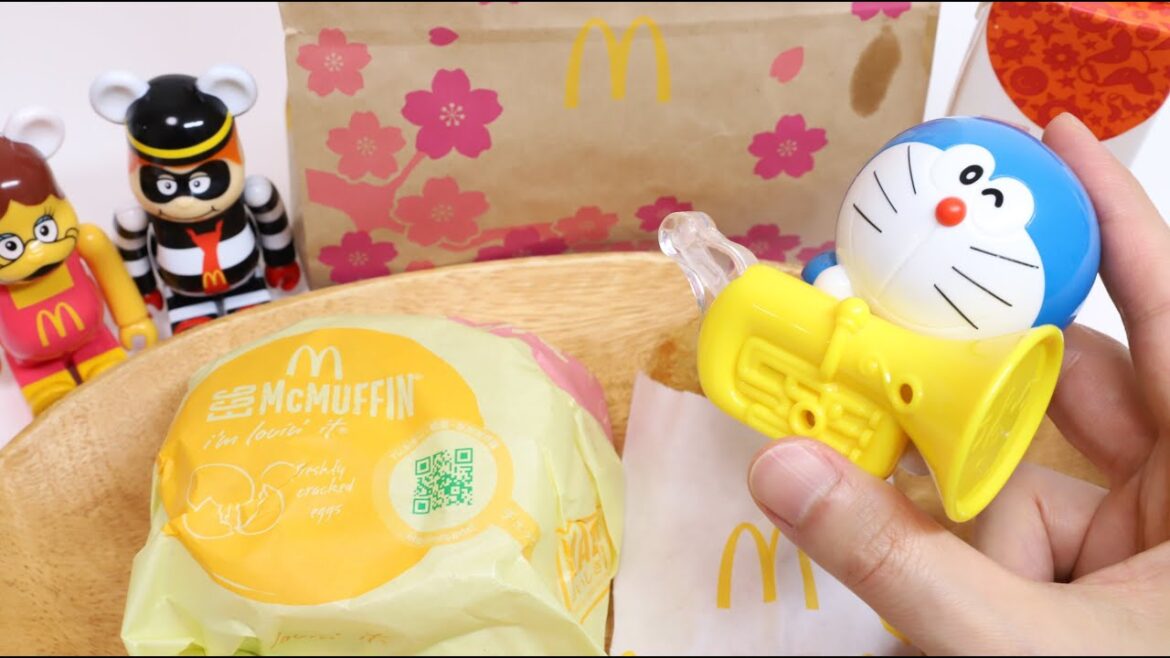 Doraemon Happy Meal Set McDonald's Japan How is your McDonald's?