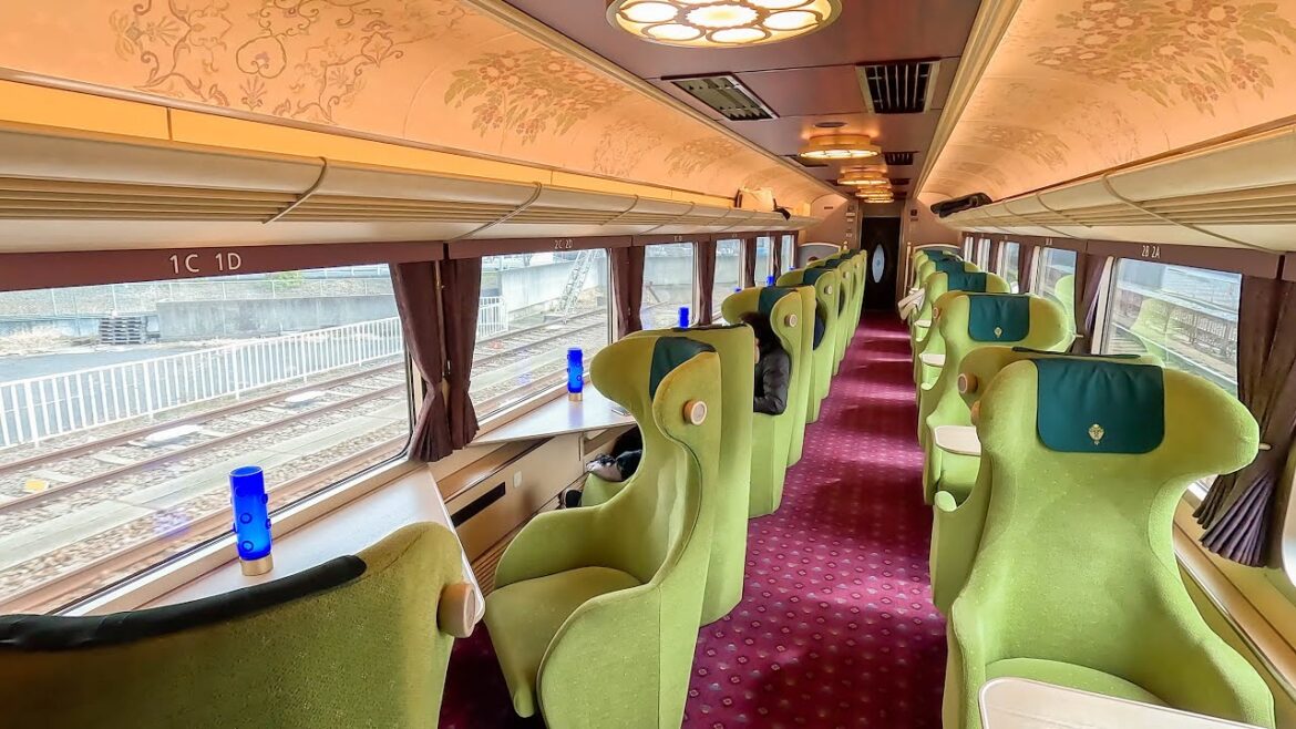 Riding Japan’s Unique Sightseeing Train | Kintetsu Express “Aoniyoshi” Riding Japan’s Unique Sightseeing Train | Kintetsu Express "Aoniyoshi"