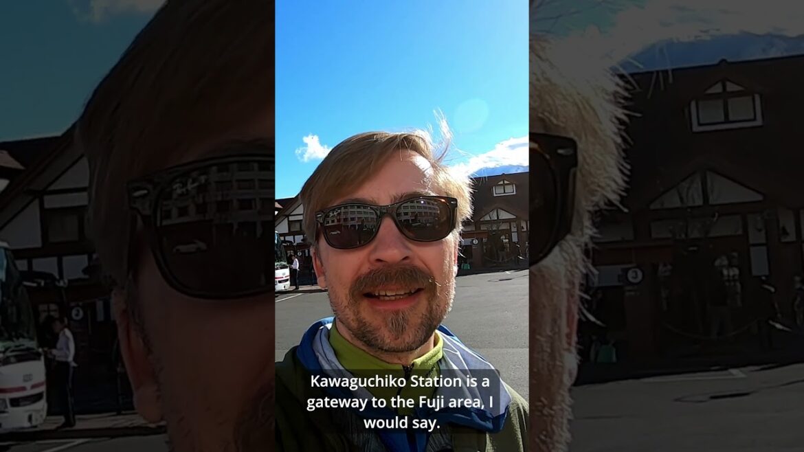 Japan Travel - Mount Fuji and Lake Kawaguchiko