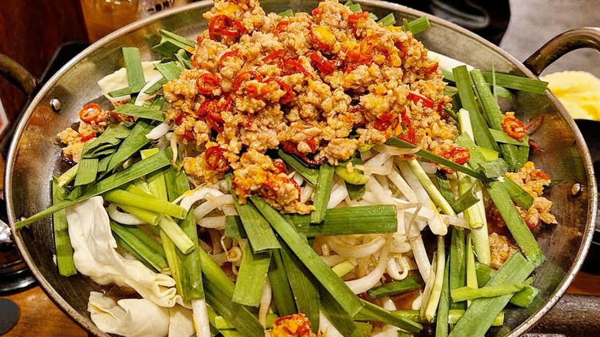 Japanese Food Tour in NAGOYA, JAPAN! Beyond Your Expectations Japanese Food Tour in NAGOYA, JAPAN! Beyond Your Expectations