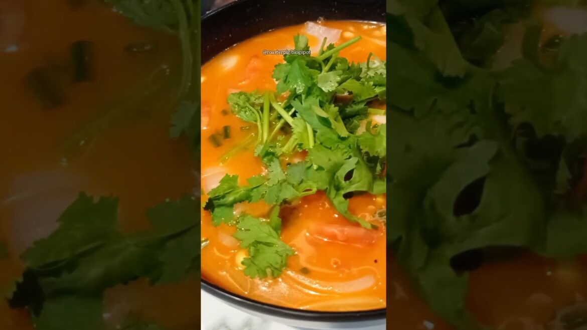 Staple Chinese Food😋Tomato Fish Soup and PEPPER STEAK❗  #travel #shorts #eating #soup  #eating