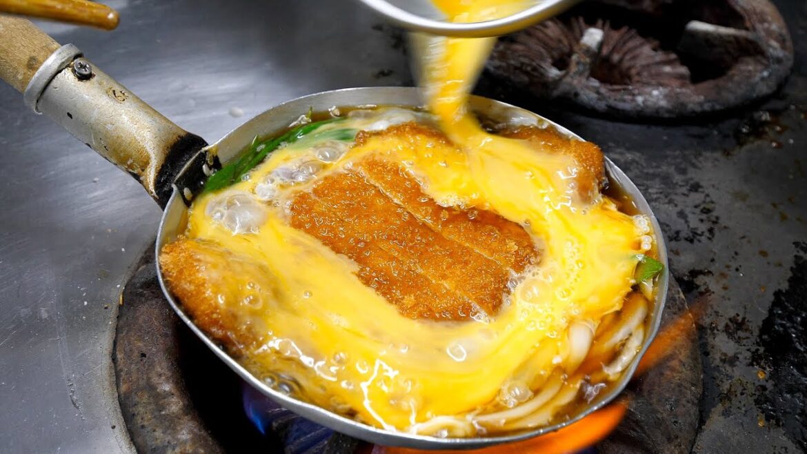 【閉業】カツ丼!!出前!!注文が殺到する素朴な駅前大衆うどん店に密着丨Udon Noodles in Osaka 【閉業】カツ丼!!出前!!注文が殺到する素朴な駅前大衆うどん店に密着丨Udon Noodles in Osaka