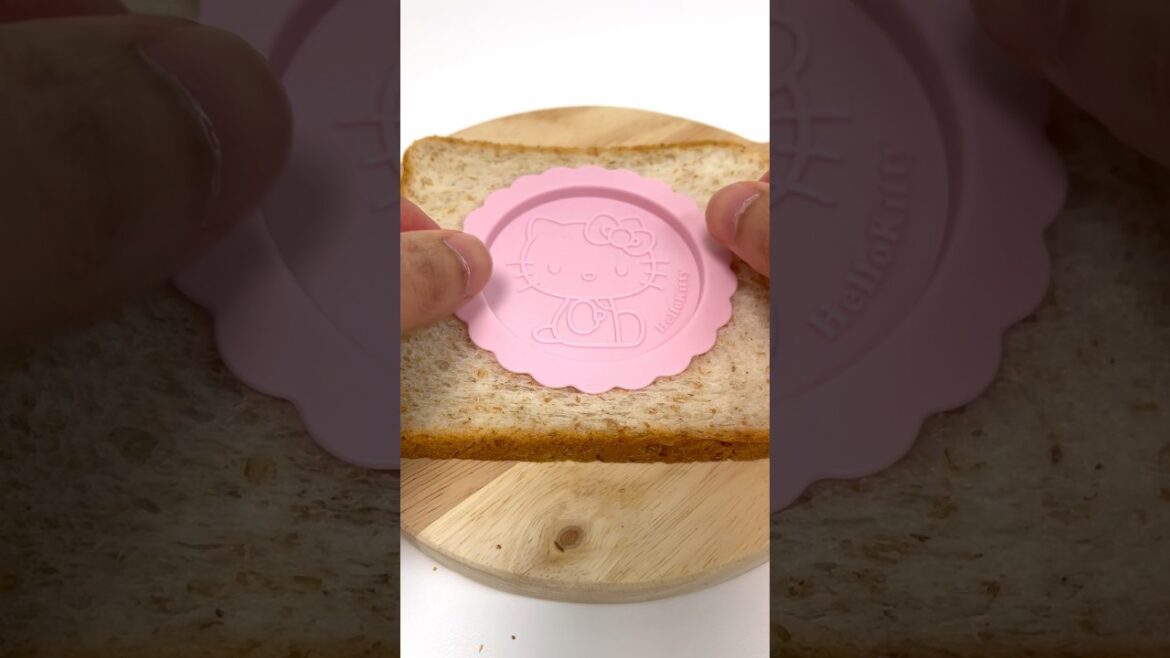 Hello Kitty Sandwich Maker Dollar Store Daiso Kitchen Gadgets #shorts