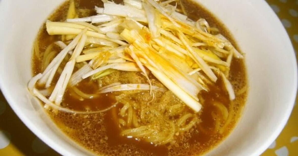 This sesame oil/spicy shredded leek - how do you make this? I had this at a ramen chain in Tokyo many times and loved it. Now that I'm back home, I seriously want to make it. Please❤️