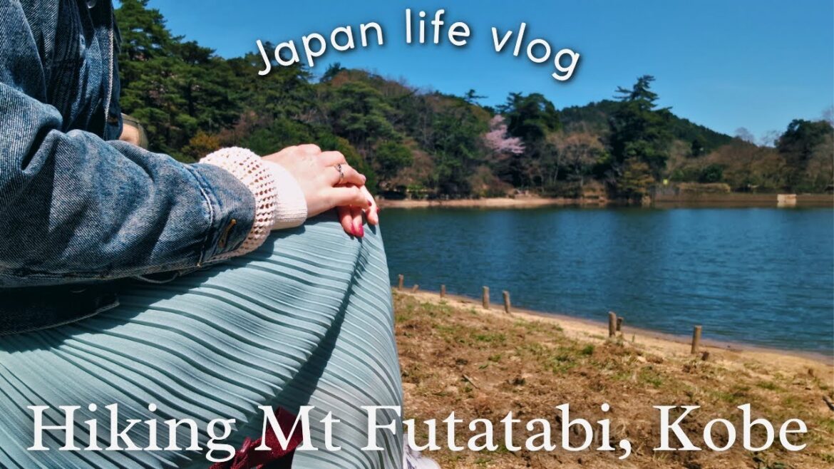 Hidden mountain temple, calm pond and panoramic city views: Hiking in Kobe Hidden mountain temple, calm pond and panoramic city views: Hiking in Kobe