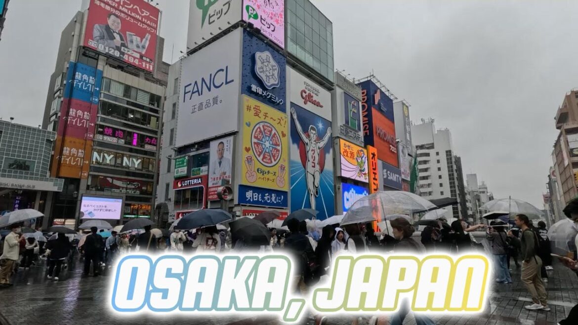 4K- Osaka, Japan Walking Tour in the Rain
