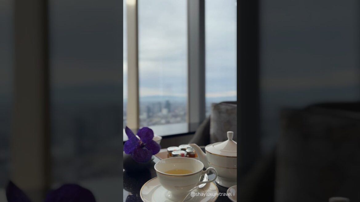 Why leave your Tokyo hotel when you can see Mount Fuji while enjoying Afternoon Tea in Japan? 🇯🇵